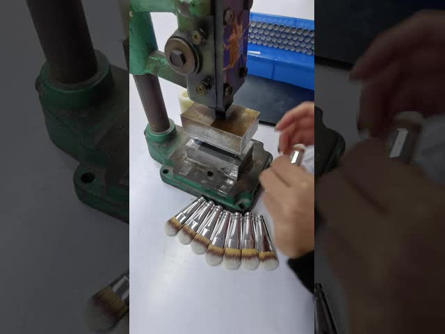 購入 OEM Eyeshadow Brush Sable Hair Smudge Brush Concealer Customize 100% Checked オンライン製造